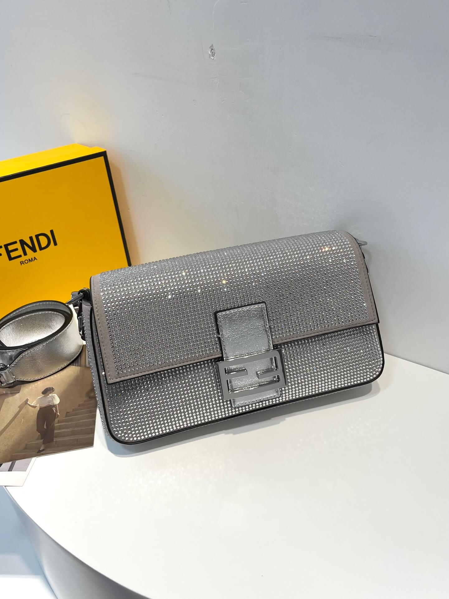 FD Baguette Bling Small