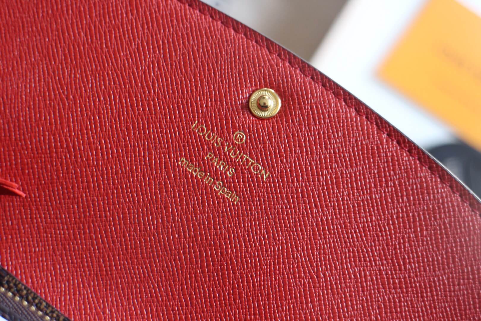 LOUIV Emilie Wallet