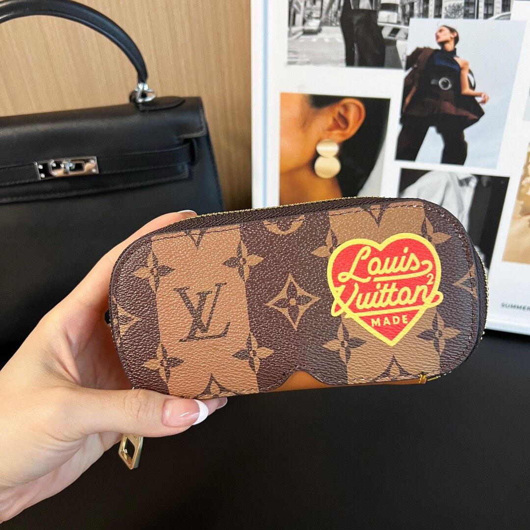 LOUIV Sunglasses Case
