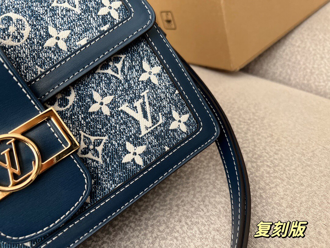 LOUIV Dauphine Medium