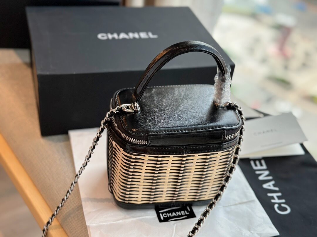CC Vanity