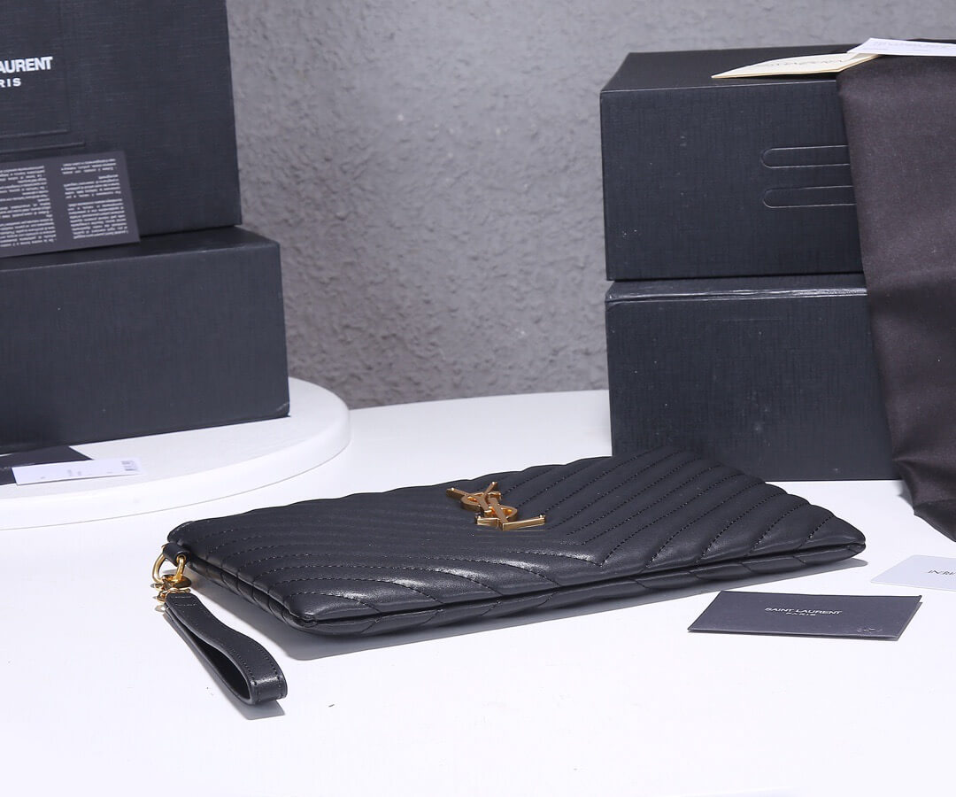 YSL Pouch 30