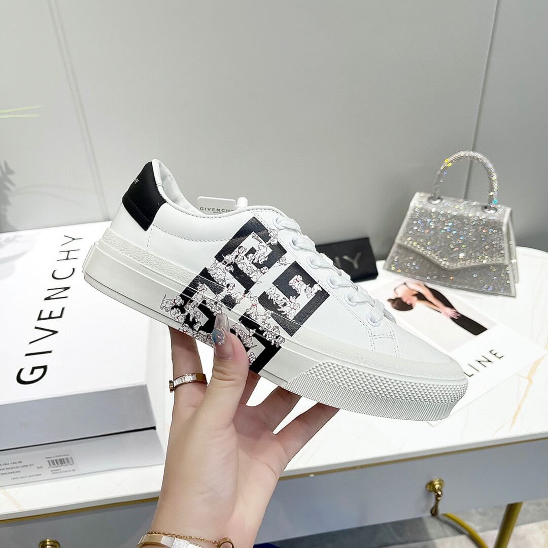 GVC Sneakers