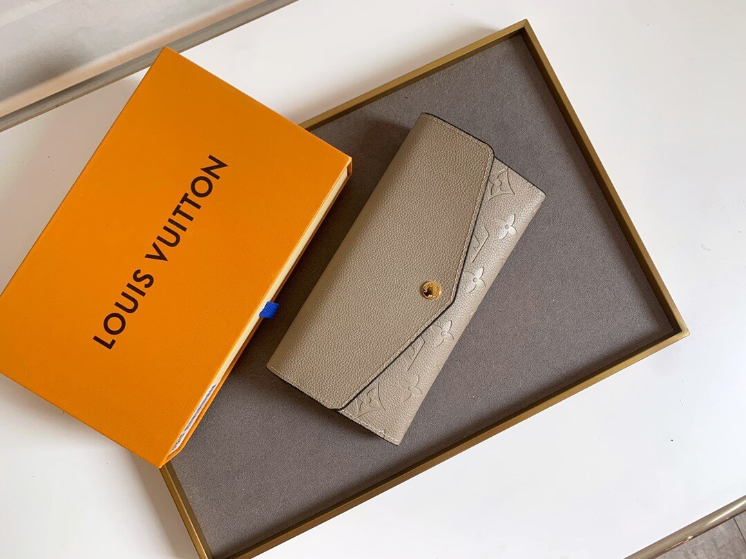 LOUIV Sarah Wallet