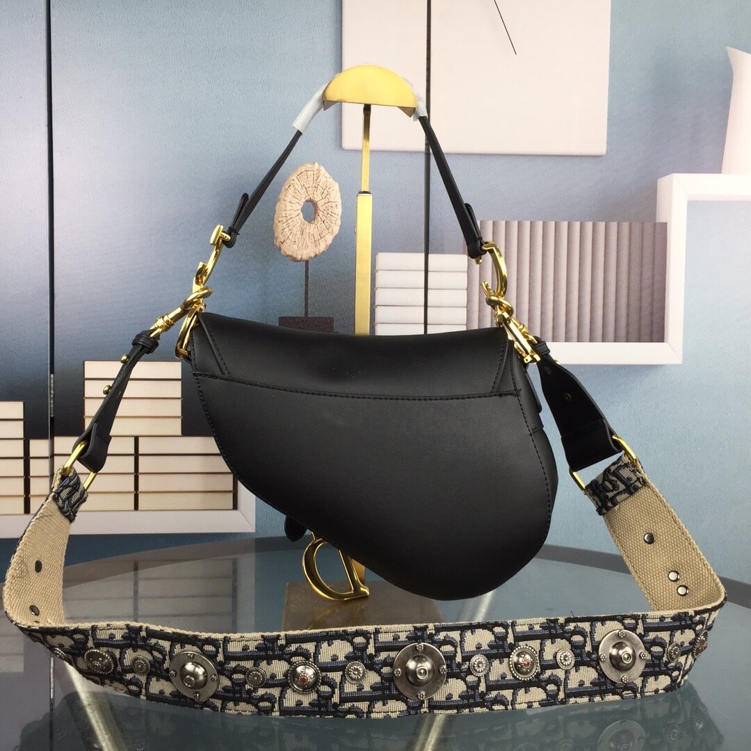 CD Saddle