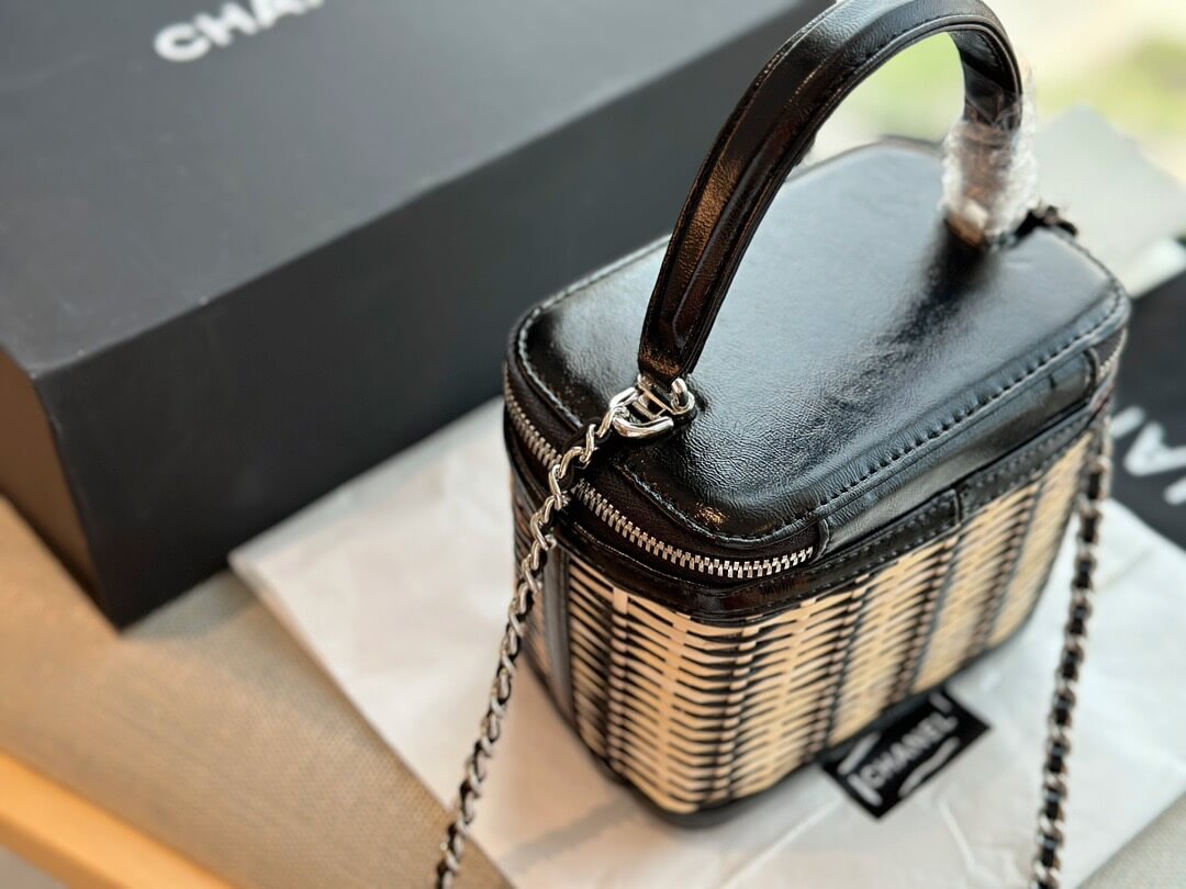 CC Vanity
