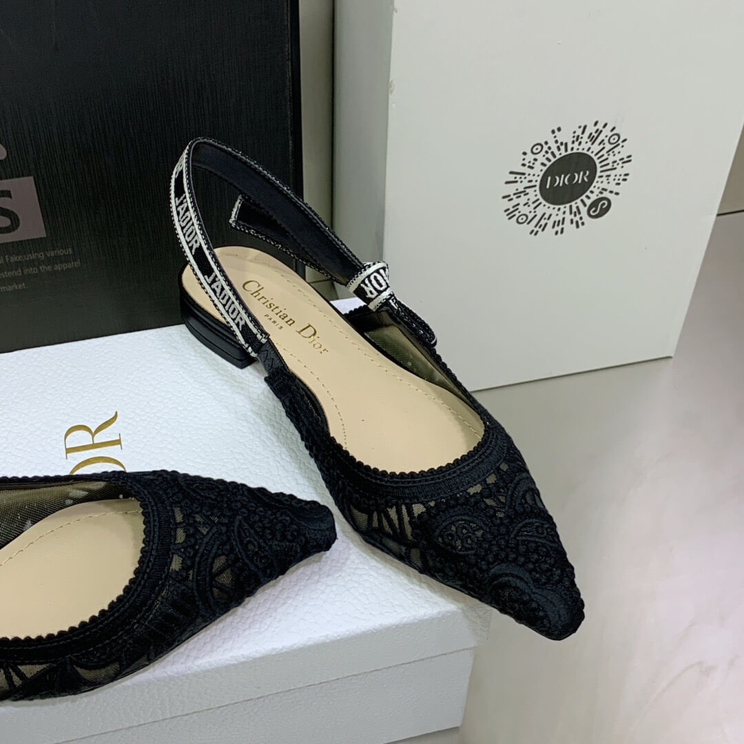 JaCD  Flats Macrame