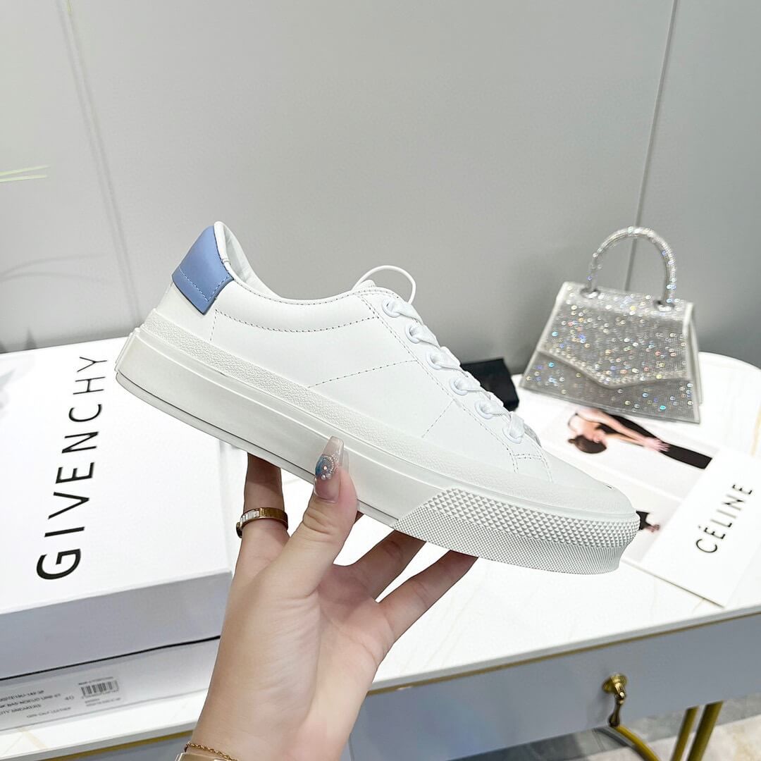 GVC Sneakers