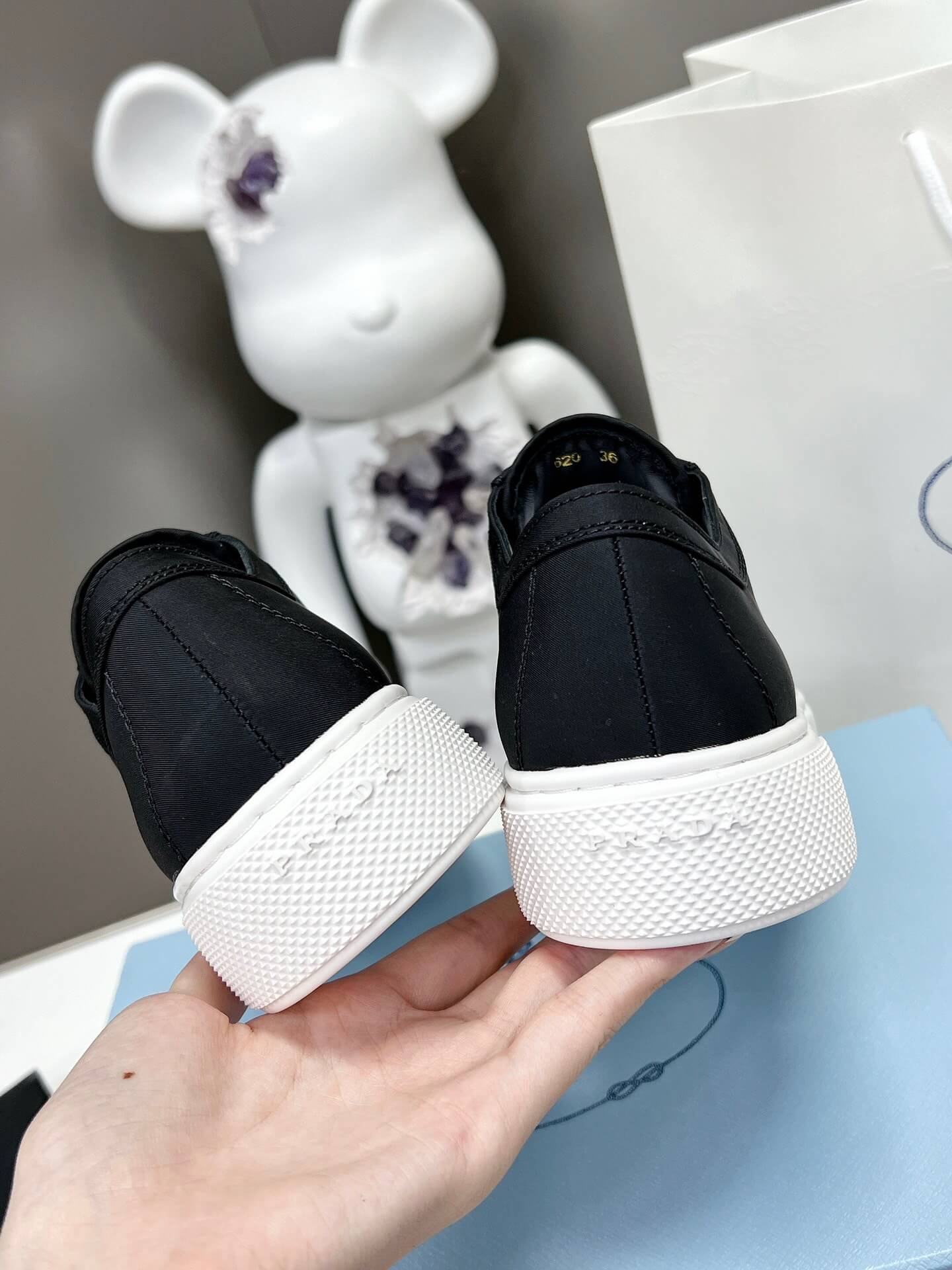 PR Sneakers