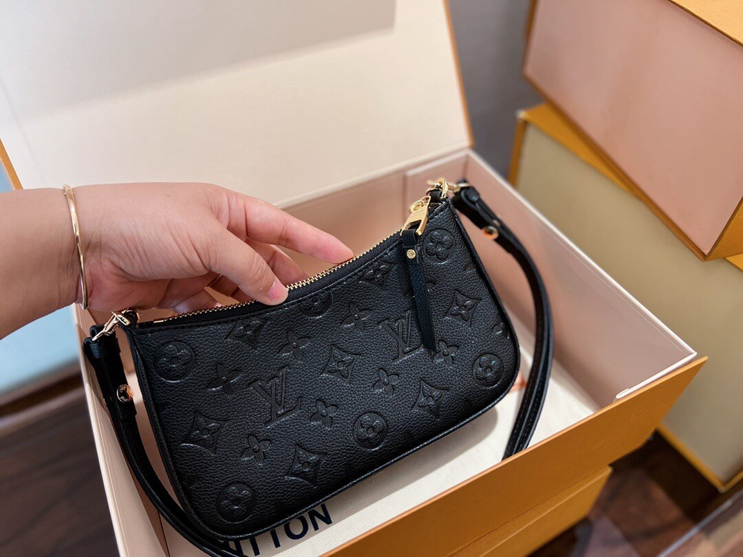 LOUIV Easy Pouch