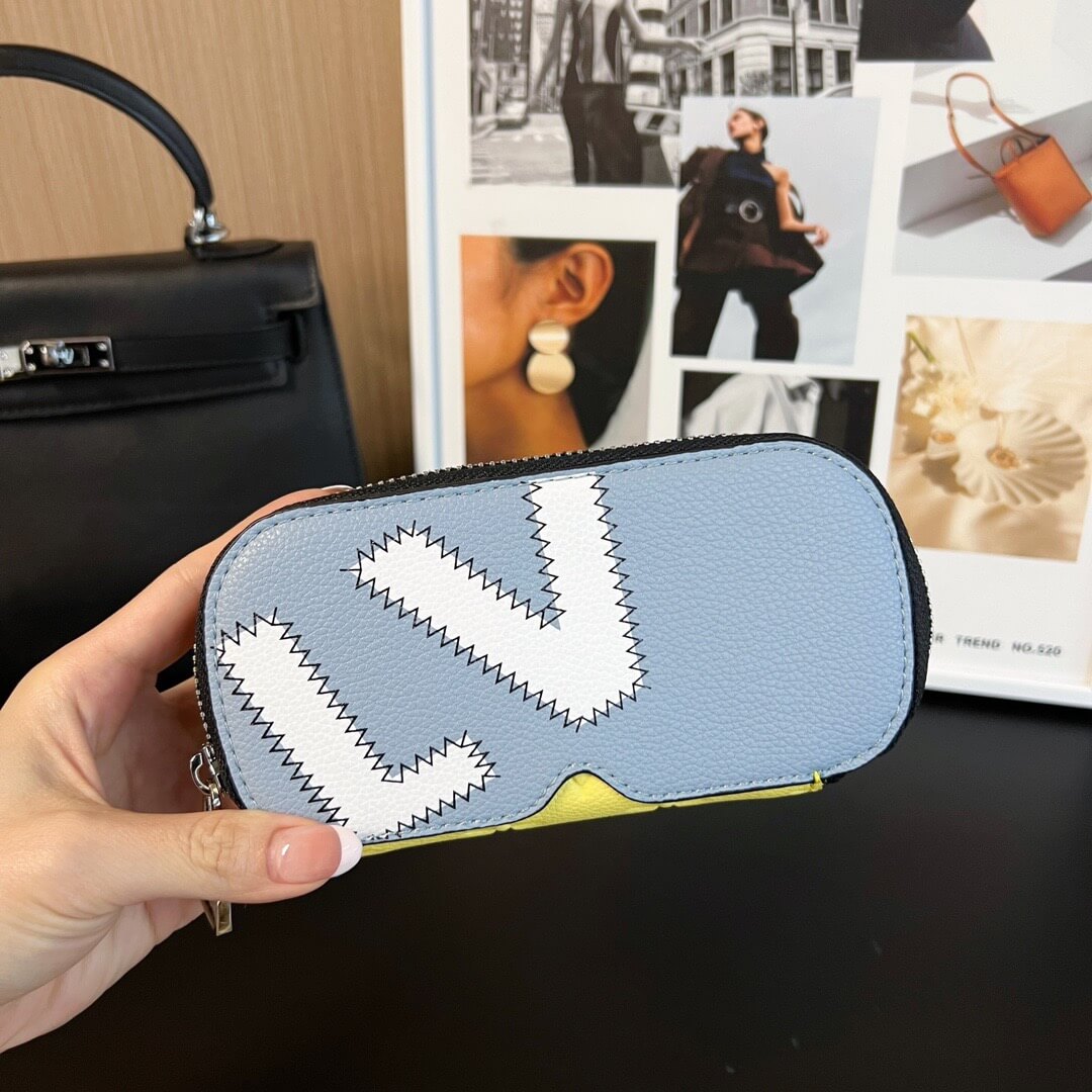 LOUIV Sunglasses Case