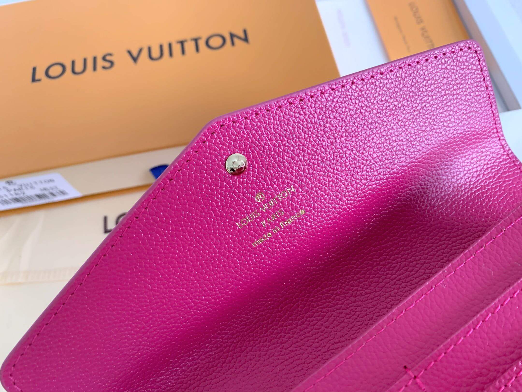 LOUIV Sarah Wallet