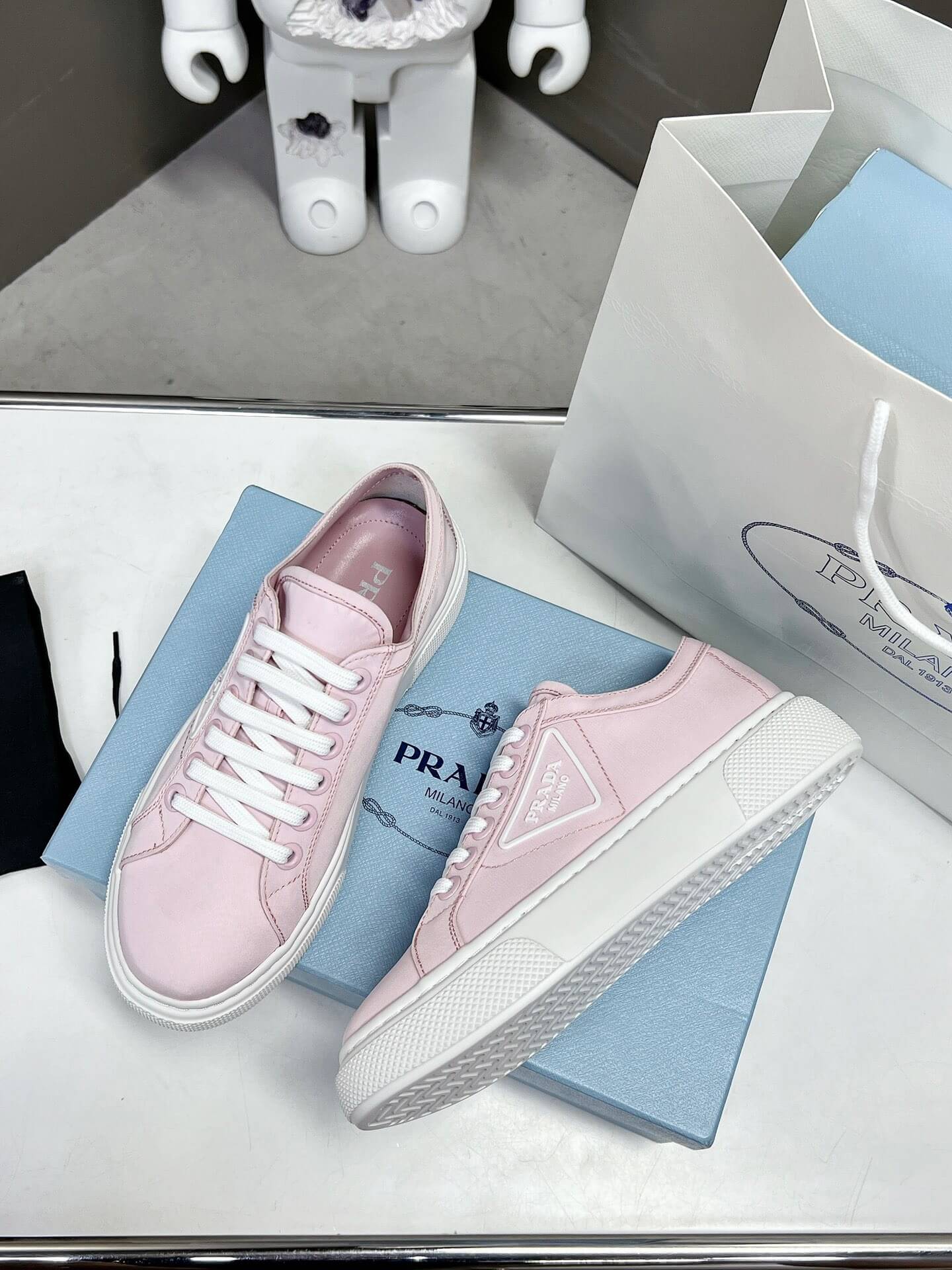 PR Sneakers
