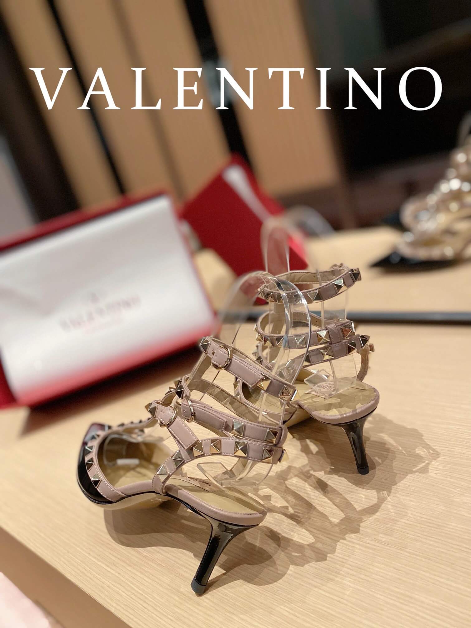 VALEN Rockstuds Mid Heels