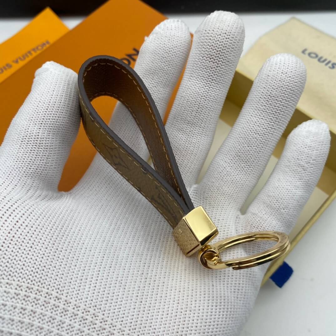 LOUIV Key Chain