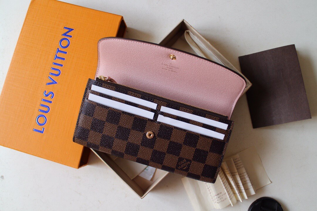 LOUIV Emilie Wallet