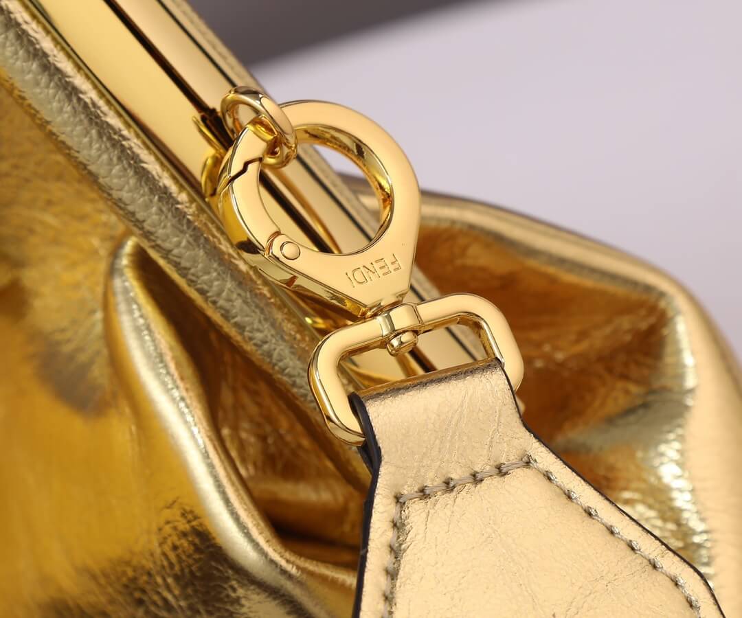 FD First Small (Gold)