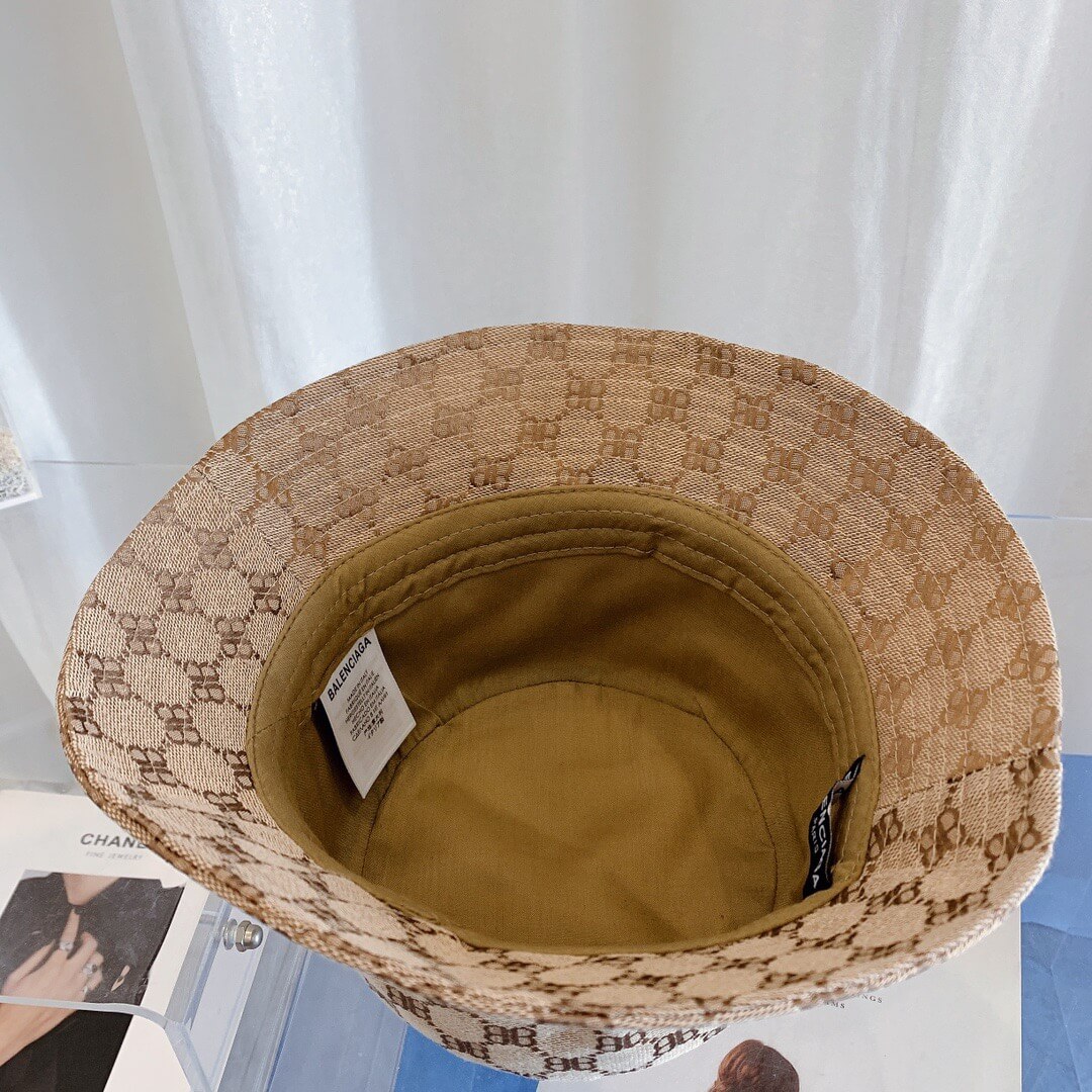 BALEN Bucket Hat