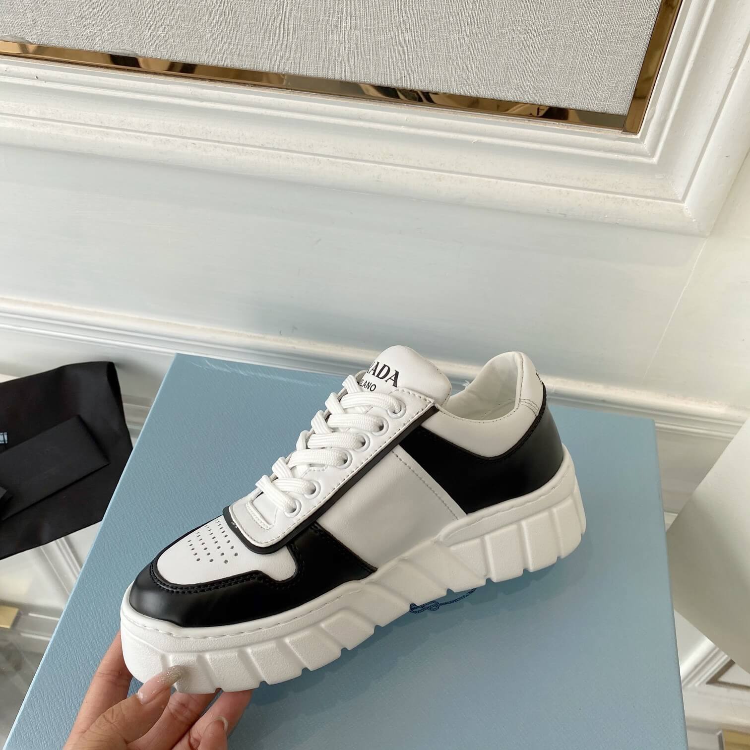 PR Sneakers