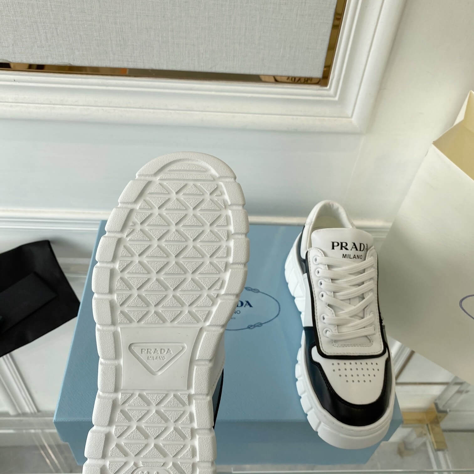PR Sneakers