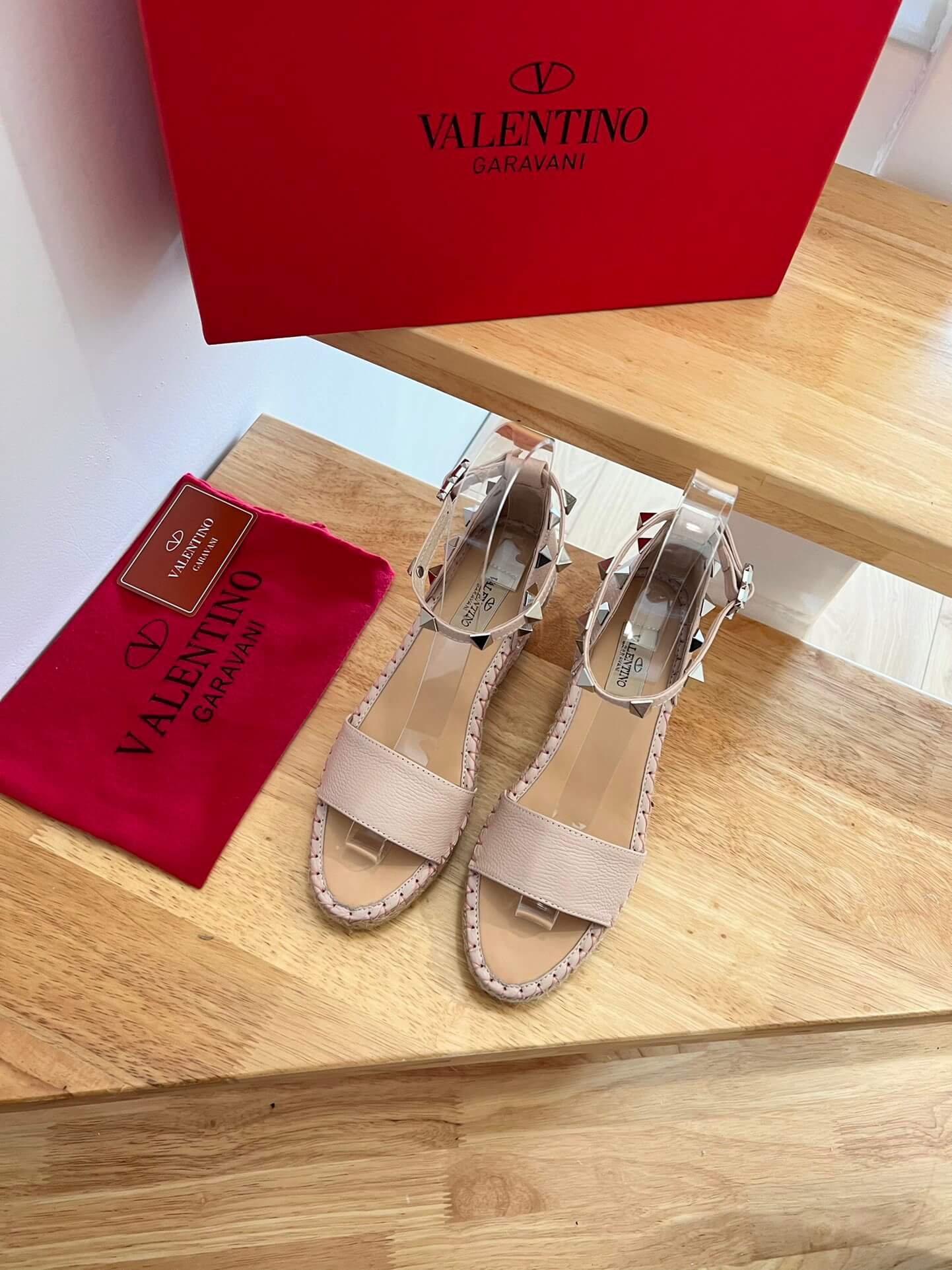 VALEN Wedges