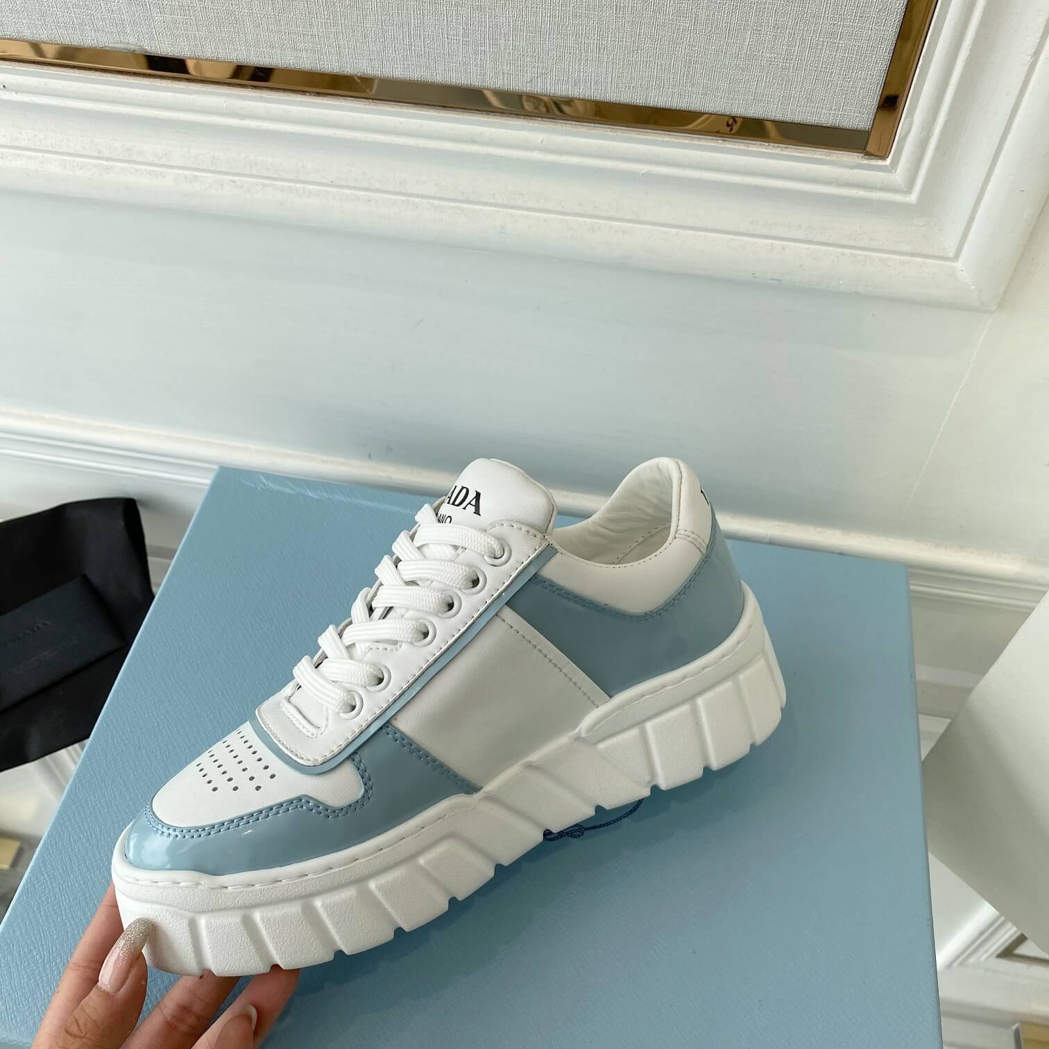 PR Sneakers
