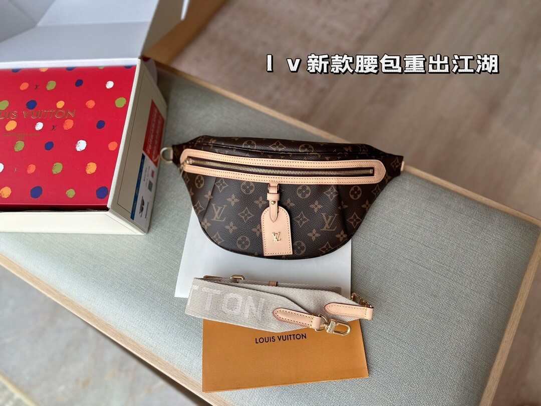 LOUIV Belt Bag