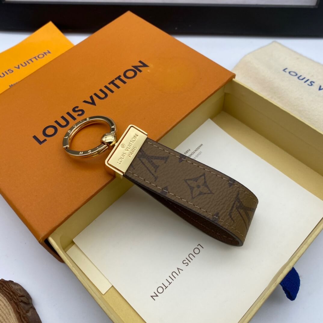 LOUIV Key Chain
