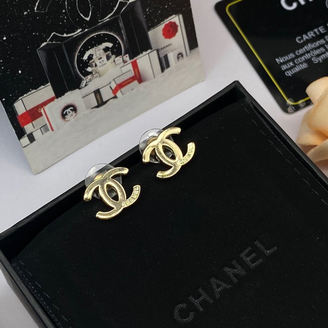 CC Plain Studs Earrings