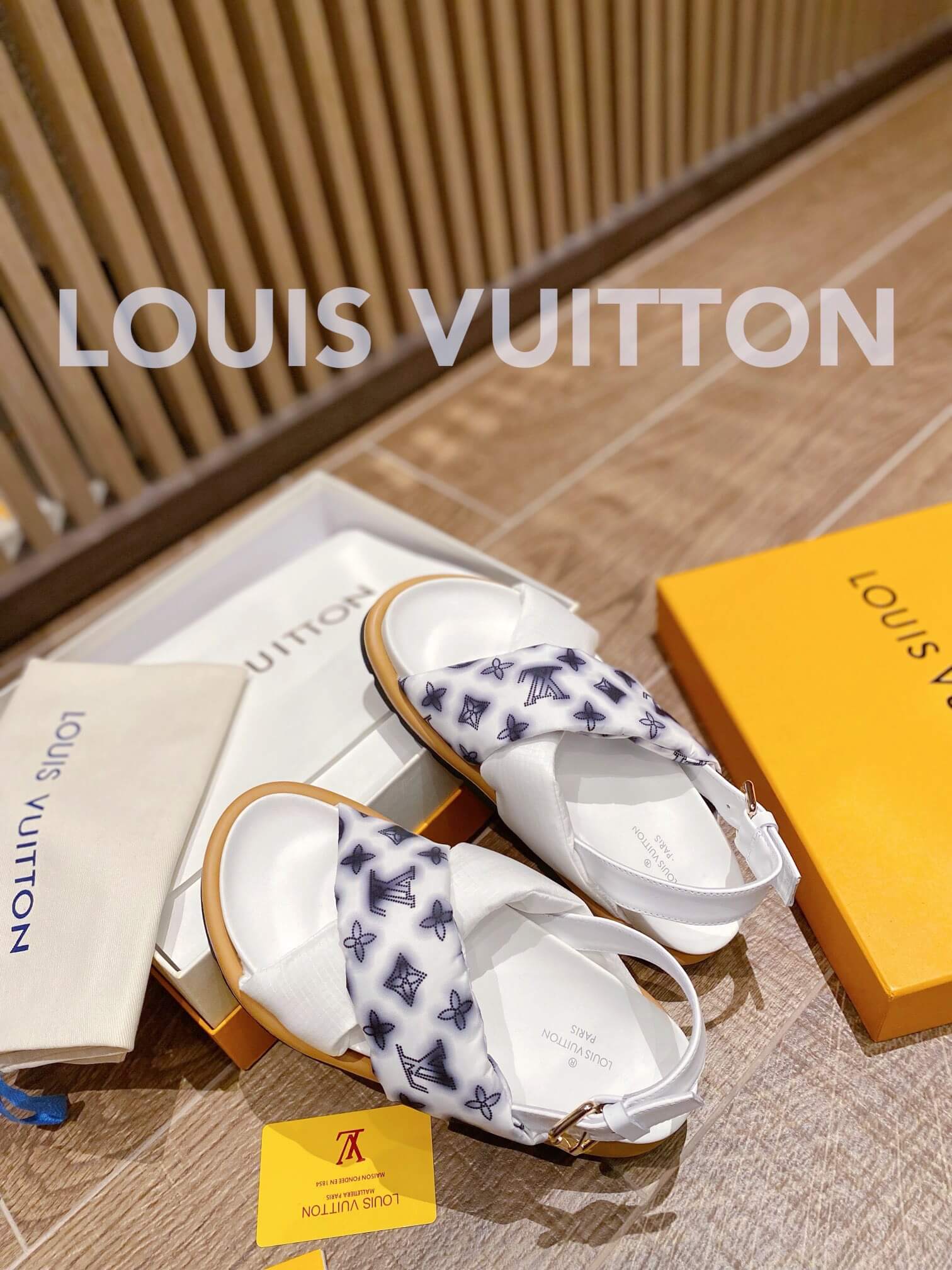 LOUIV Puffer Sandals