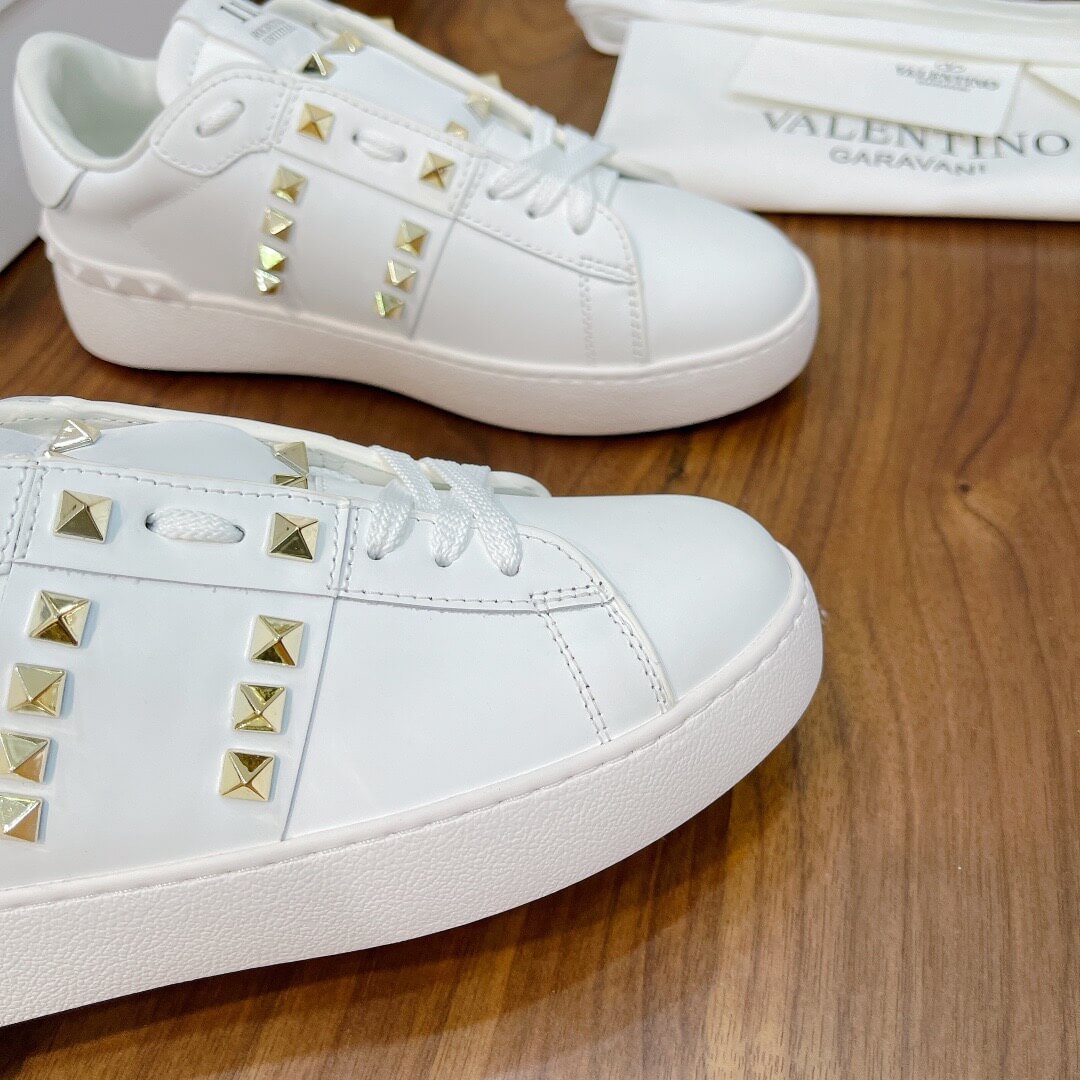 VALEN Sneakers