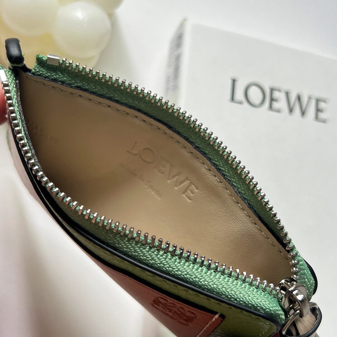 LOEW Card Holder