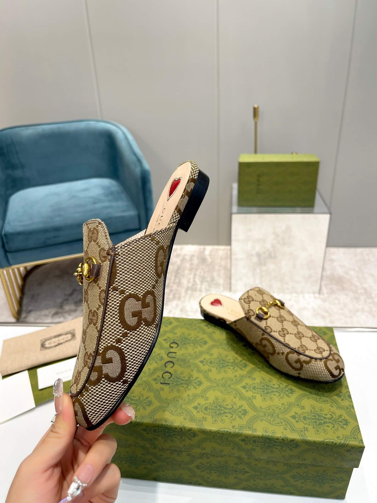 GG Slippers