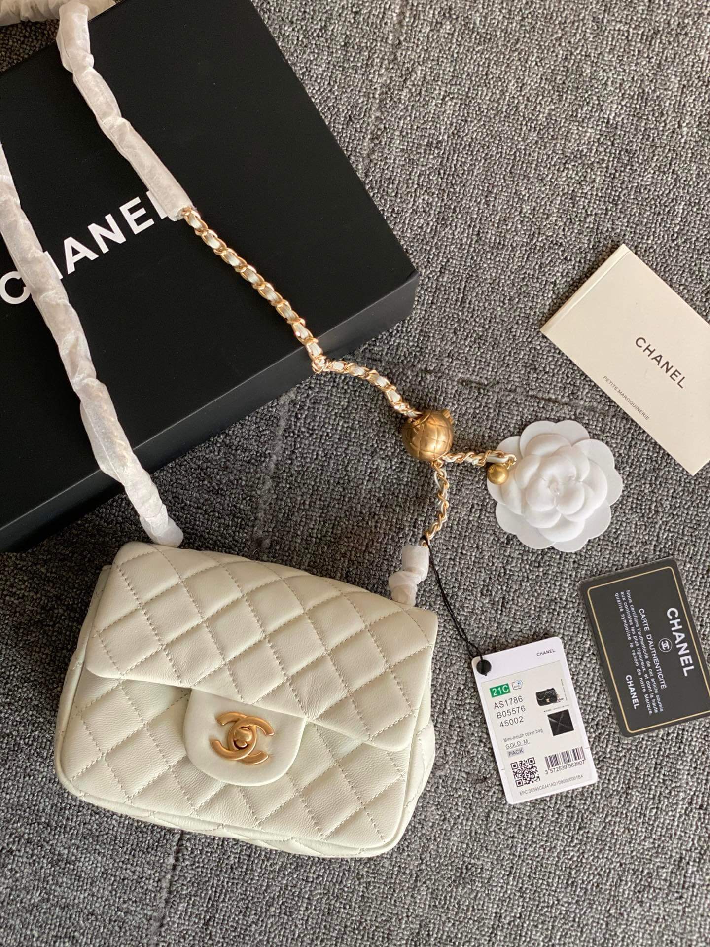 CC Flap Mini Square Ball