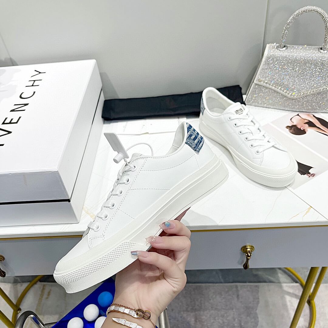GVC Sneakers
