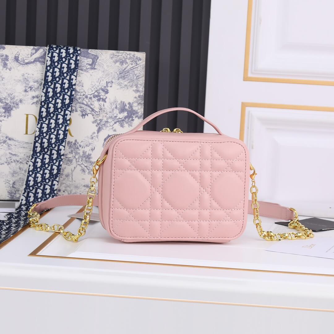 CD Caro Vanity