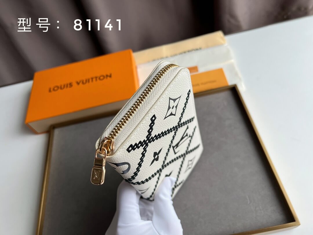 LOUIV Zippy Vernis Wallet