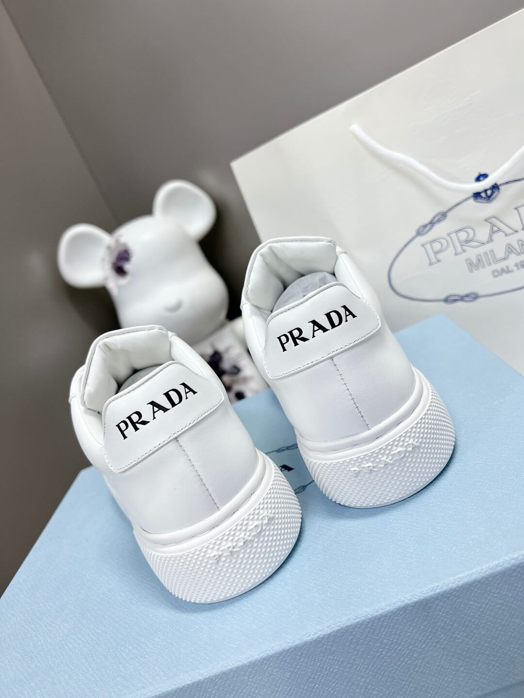 PR Sneakers