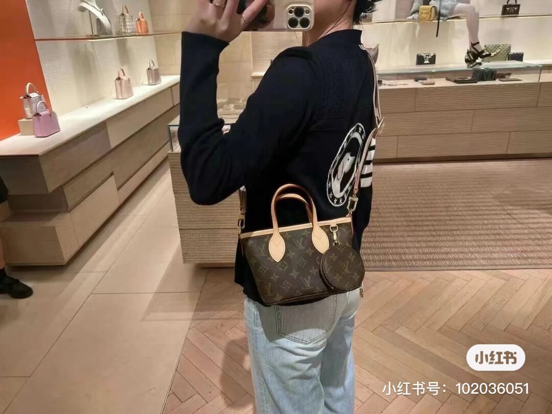 LOUIV Neverfull BB