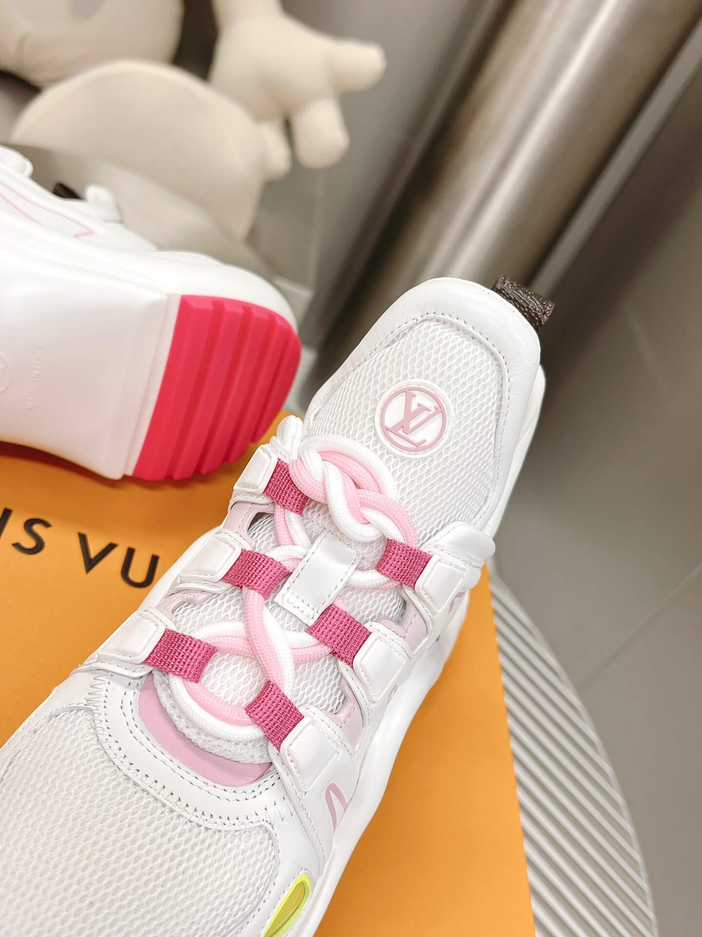 LOUIV Archlight Sneakers