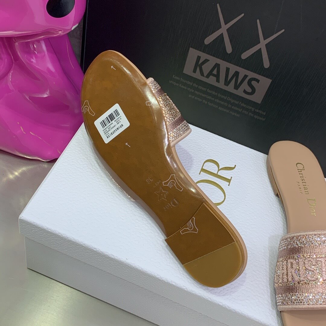 CD Dway Slides