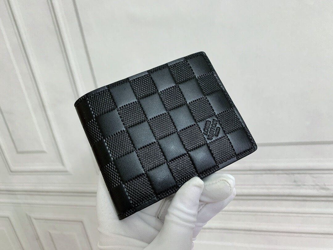 LOUIV Multiple Wallet