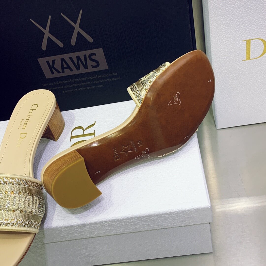 CD Dway Mules