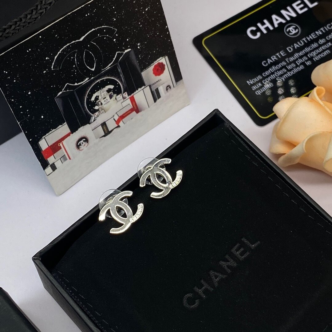 CC Plain Studs Earrings