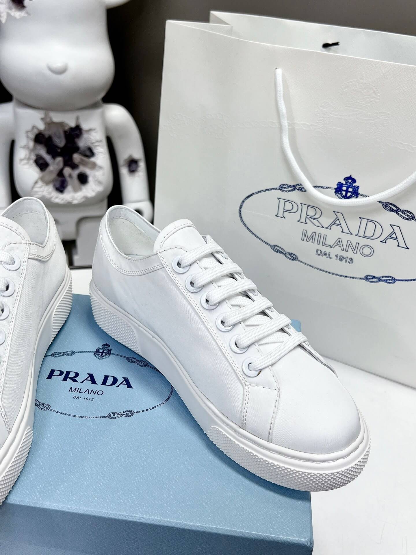 PR Sneakers