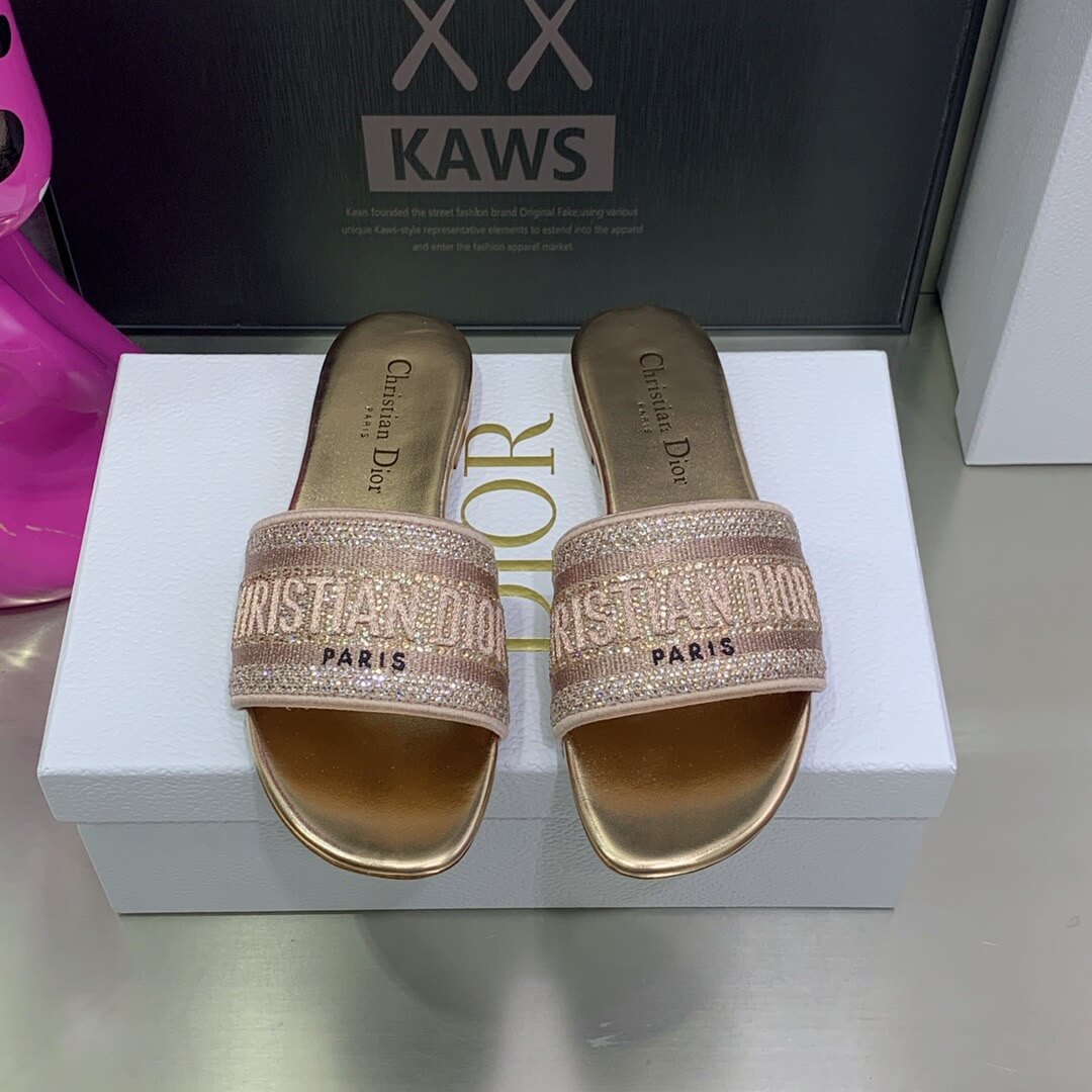 CD Dway Slides