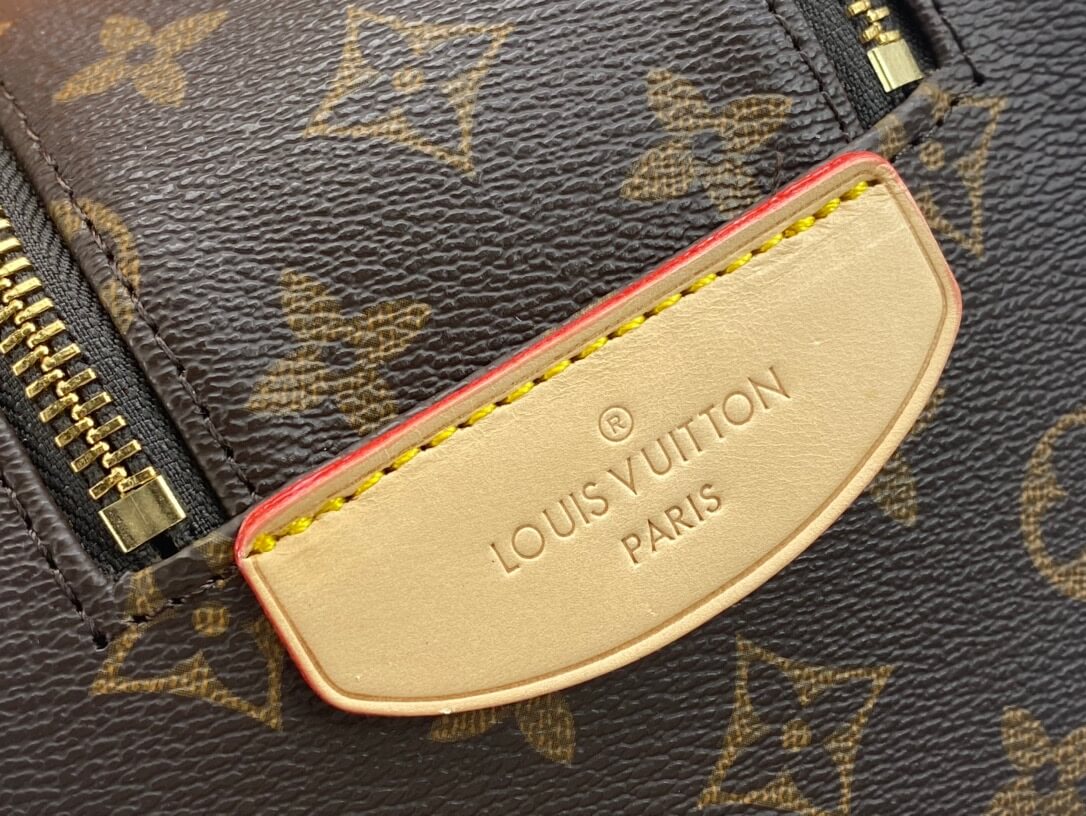 LOUIV Toiletry Pouch