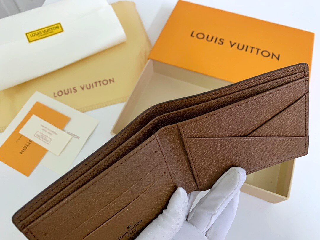 LOUIV Multiple Wallet