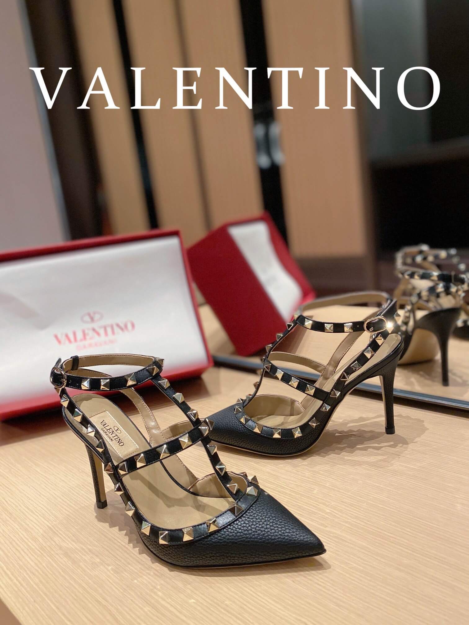 VALEN Rockstuds High Heels