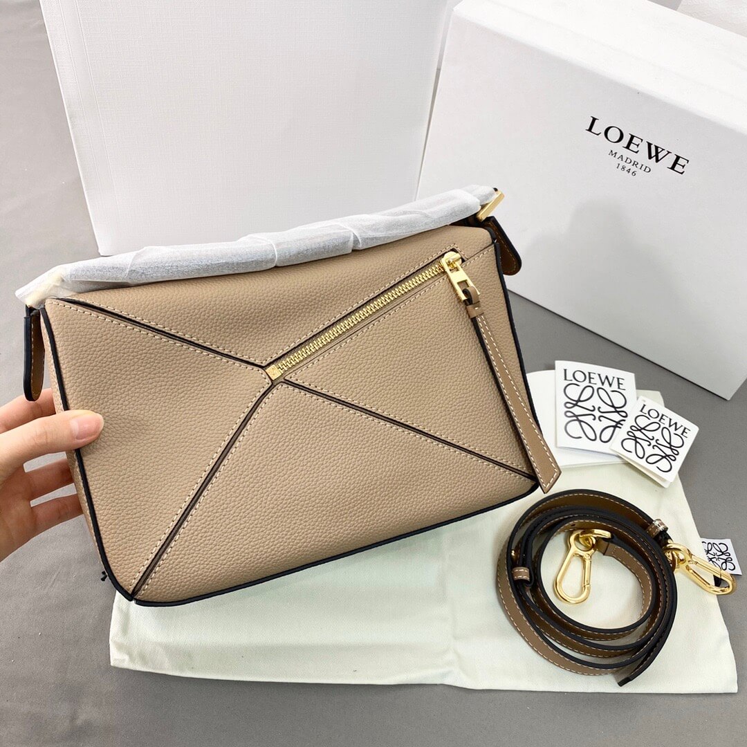 LOEW Puzzle Small 24